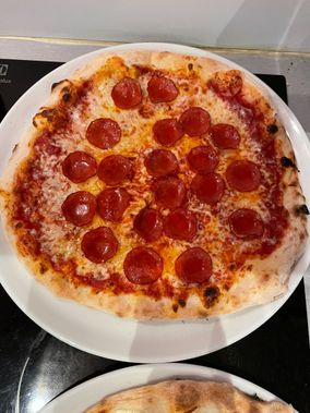 Pizza pepperonilla